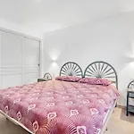 Papagayo Villa *